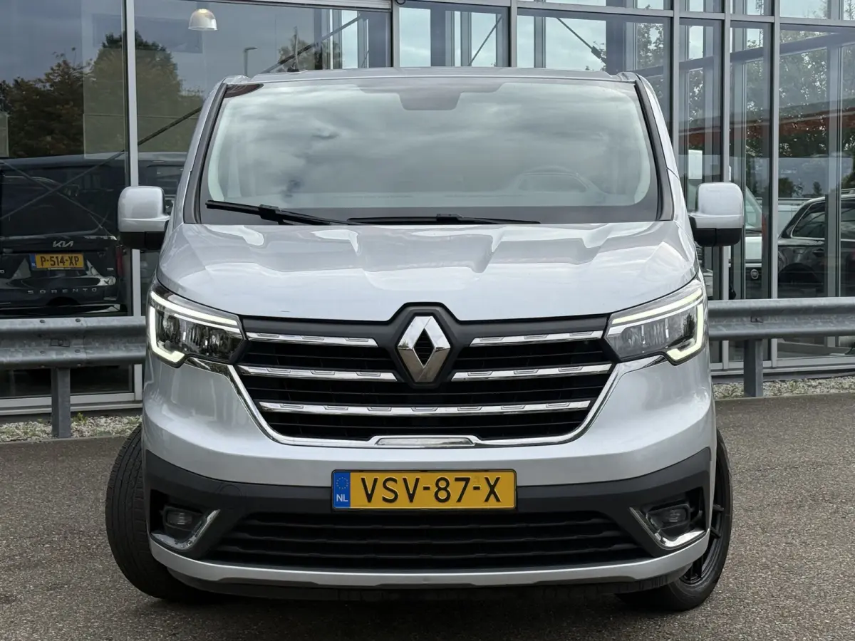 2.0 dCi 130 T29 L2H1 DC 6 Pers. Work Edition | Navi | Carplay | PDC | LED