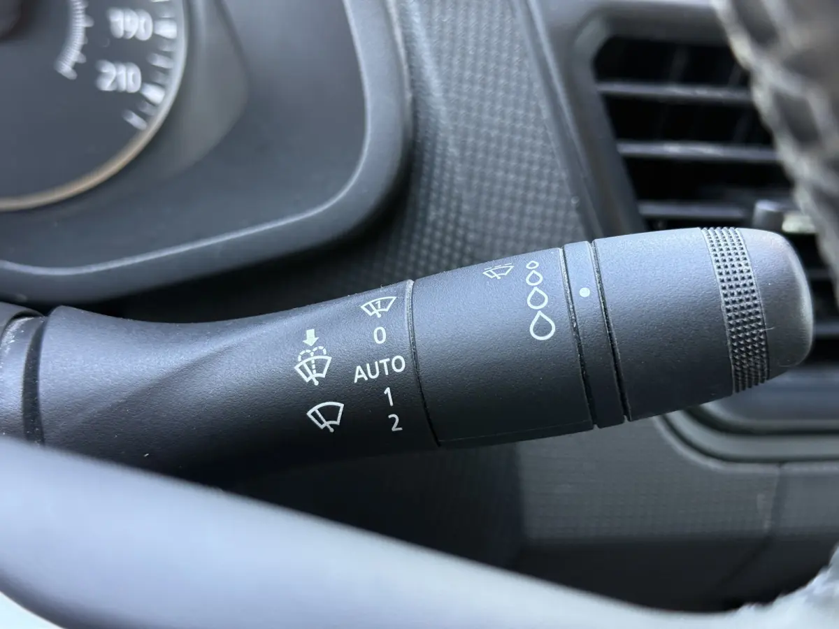2.0 dCi 130 T29 L2H1 DC 6 Pers. Work Edition | Navi | Carplay | PDC | LED