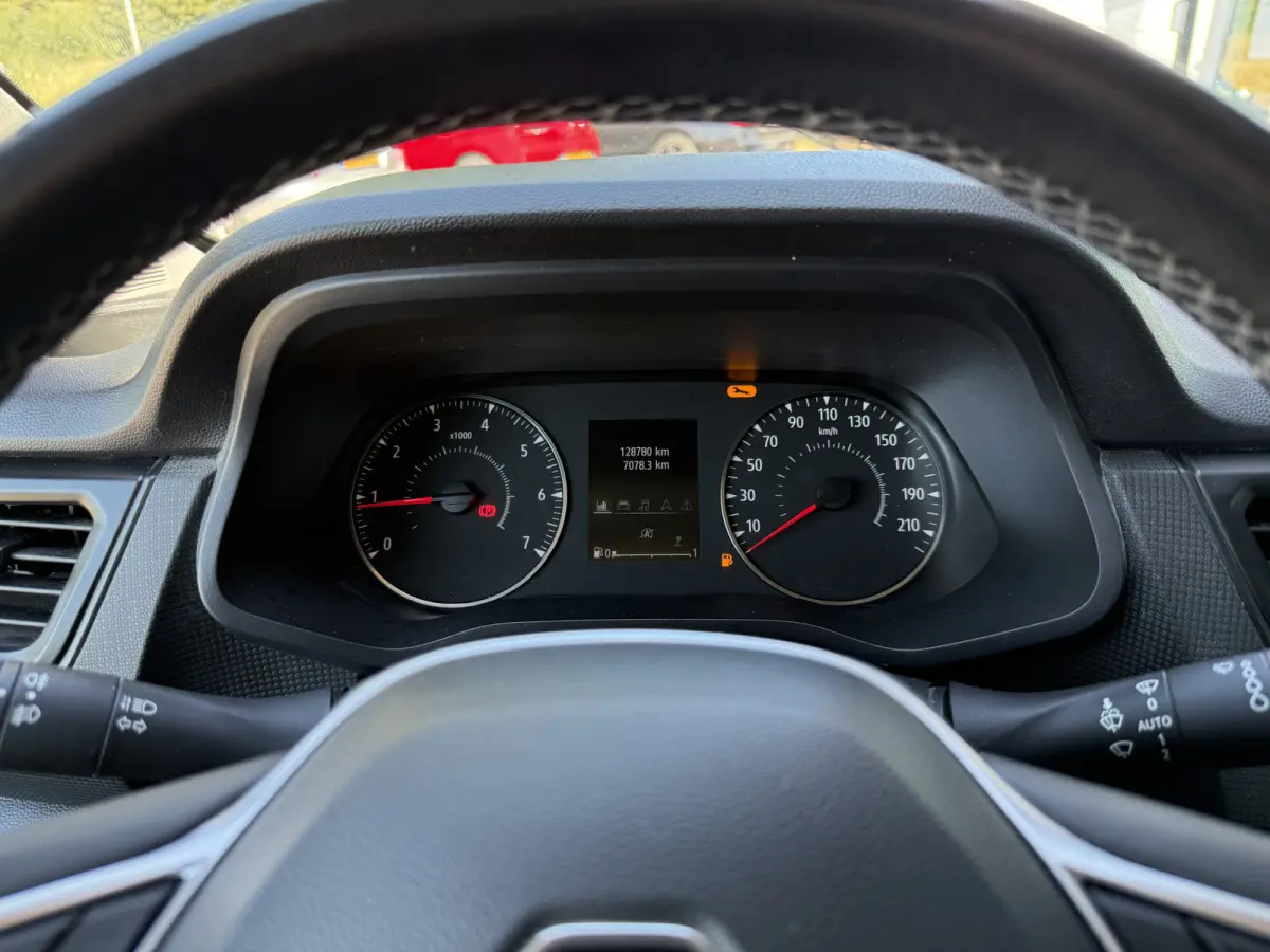 2.0 dCi 130 T29 L2H1 DC 6 Pers. Work Edition | Navi | Carplay | PDC | LED
