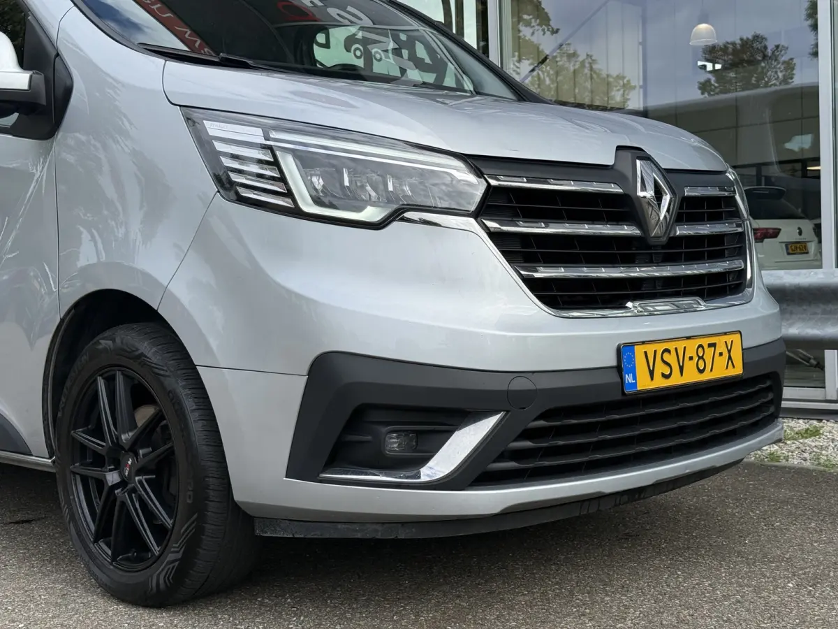 2.0 dCi 130 T29 L2H1 DC 6 Pers. Work Edition | Navi | Carplay | PDC | LED