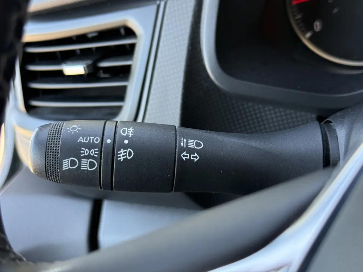 2.0 dCi 130 T29 L2H1 DC 6 Pers. Work Edition | Navi | Carplay | PDC | LED