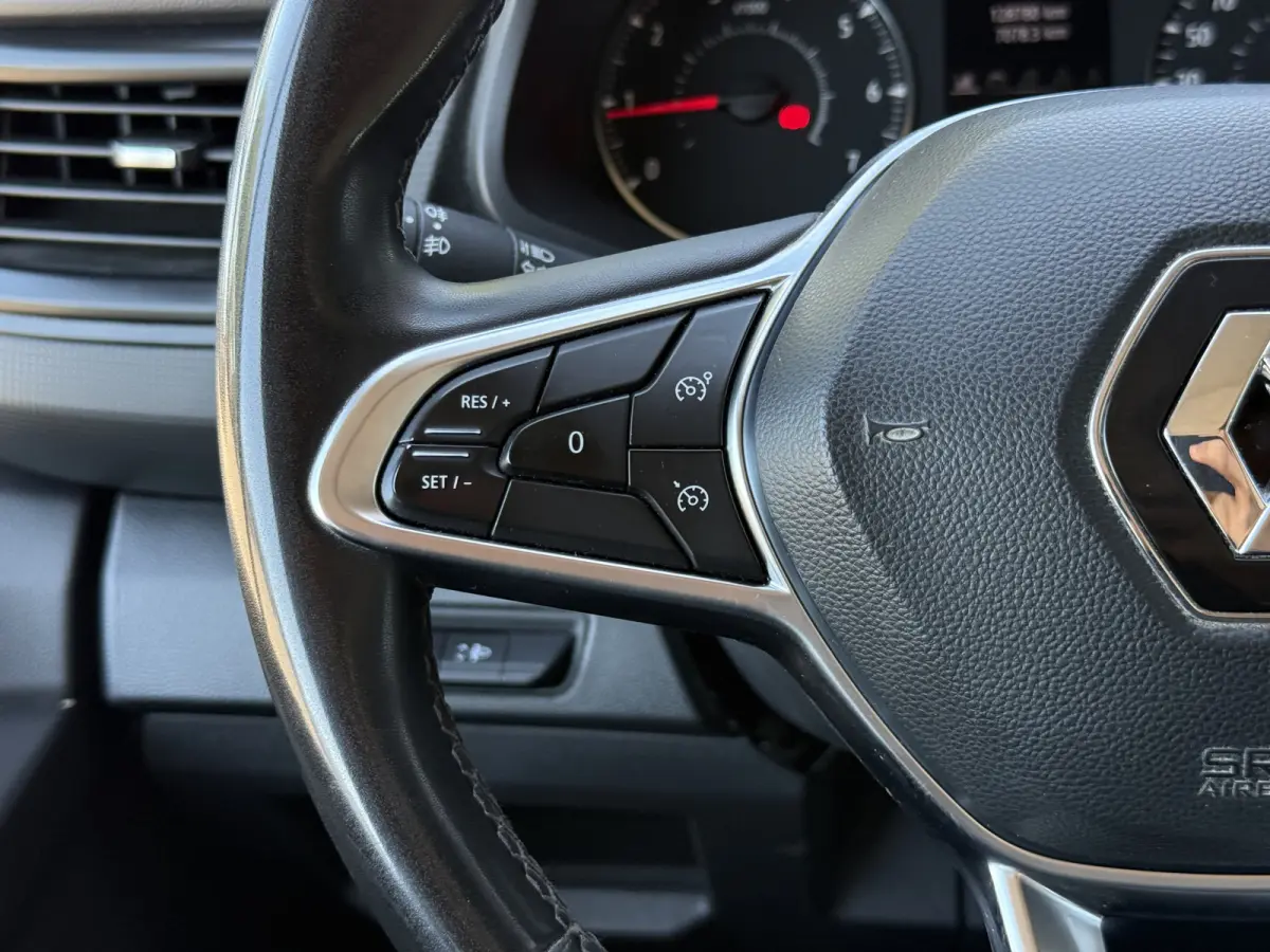 2.0 dCi 130 T29 L2H1 DC 6 Pers. Work Edition | Navi | Carplay | PDC | LED