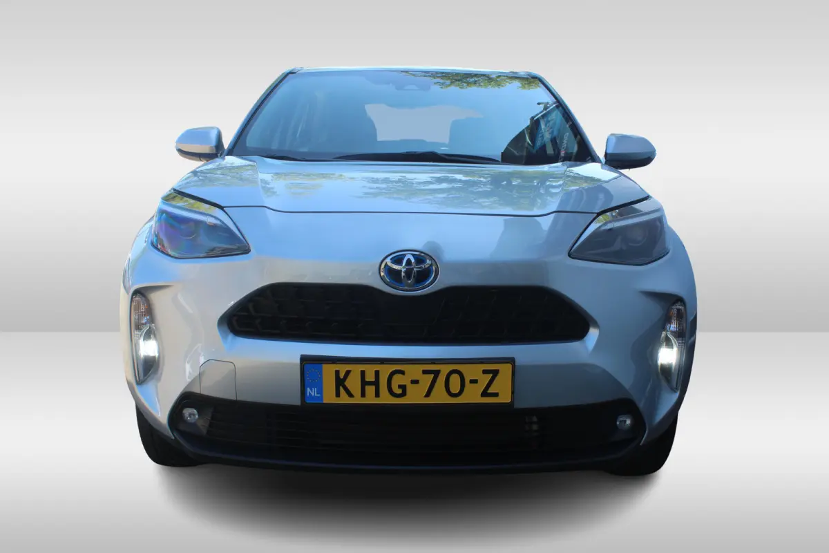 1.5 Hybrid Active l Adaptief Cruise Control l Lane Assist l Achteruitrijcamera l Climate control l Apple carplay/ android auto l Elektrisch inklapbare buitenspiegels l Verwarmbare Spiegels