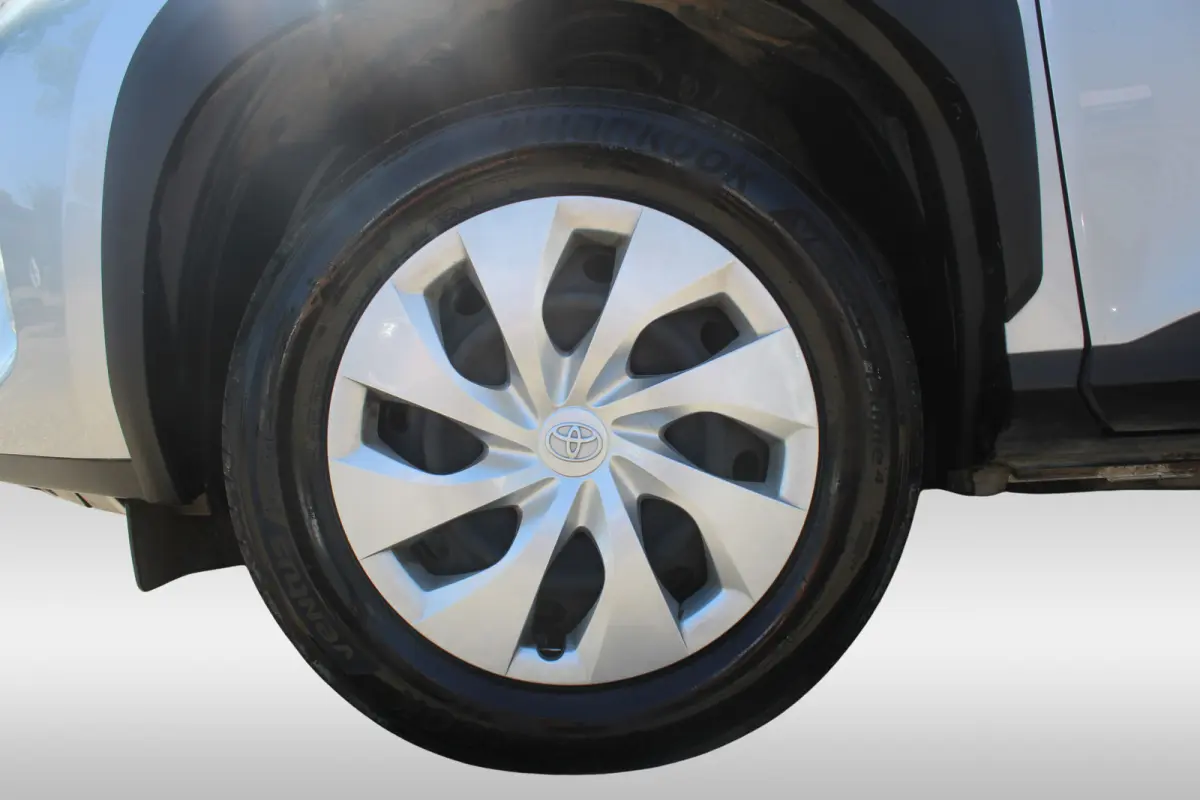 1.5 Hybrid Active l Adaptief Cruise Control l Lane Assist l Achteruitrijcamera l Climate control l Apple carplay/ android auto l Elektrisch inklapbare buitenspiegels l Verwarmbare Spiegels