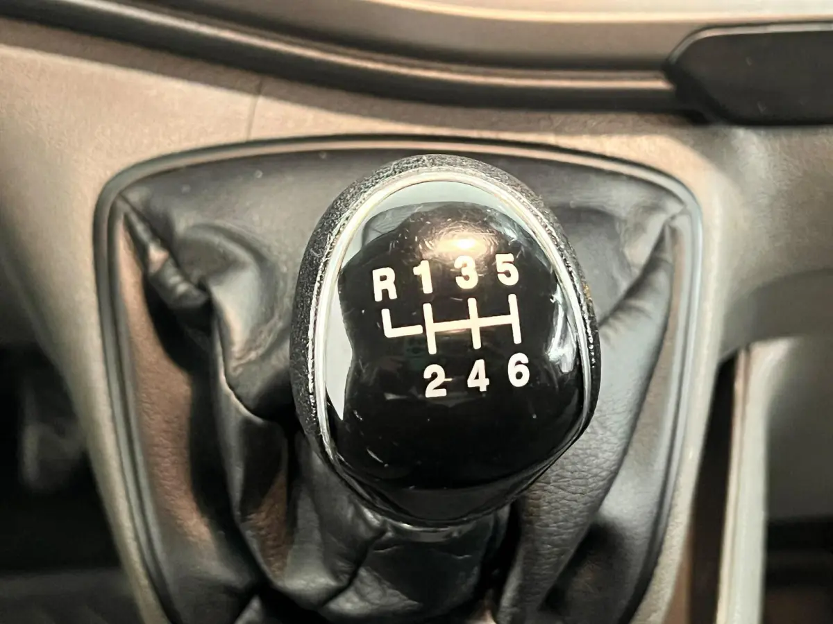 280 2.0 TDCI L1H1 Trend Airco Standkachel Stoelverwarming Achterklep Trekhaak Parkeersensoren DAB+