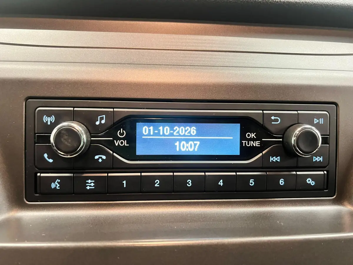 280 2.0 TDCI L1H1 Trend Airco Standkachel Stoelverwarming Achterklep Trekhaak Parkeersensoren DAB+
