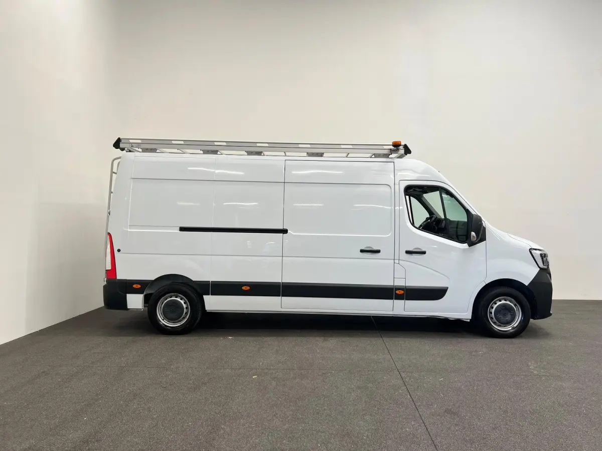 T35 2.3 dCi 150 L3H2 Energy Comfort Airco Cruise Control Navigatie Trekhaak Ladder + Imperiaal