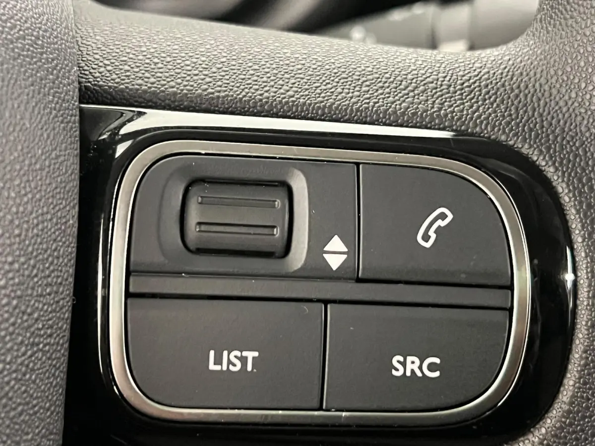1.5 BlueHDi 100PK L2 Airco Cruise Control Navigatie Apple Carplay/Android Auto