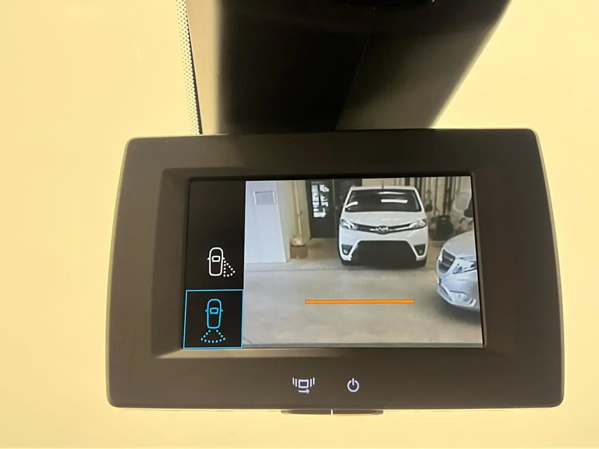 1.5 BlueHDi 100PK L2 Airco Cruise Control Navigatie Apple Carplay/Android Auto