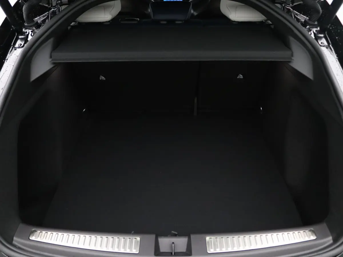 GTS 89kWh 22 kW Boordlader | Sabelt Sportstoelen Met Geweven Carbon | Premium Massage
