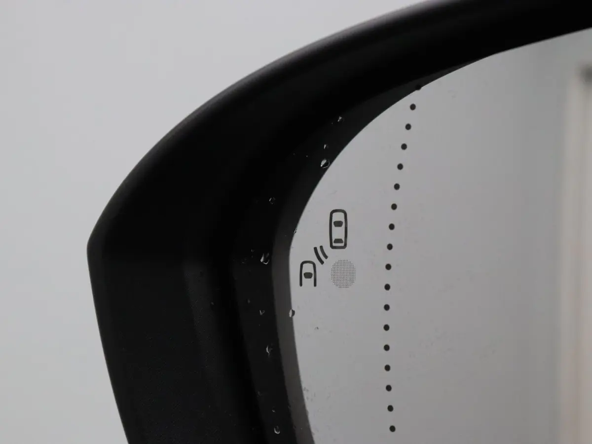 GTS 89kWh 22 kW Boordlader | Sabelt Sportstoelen Met Geweven Carbon | Premium Massage