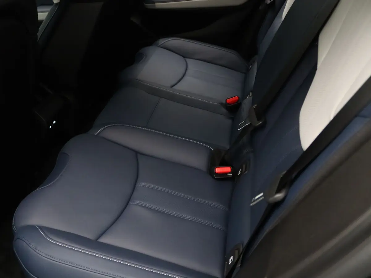 GTS 89kWh 22 kW Boordlader | Sabelt Sportstoelen Met Geweven Carbon | Premium Massage