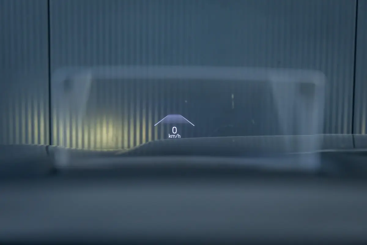 2.5 PHEV Titanium | 100% dealer o.h. | Trekhaak | Adaptieve cruise | Standkachel | Parkeercamera | Apple carplay / andriod auto