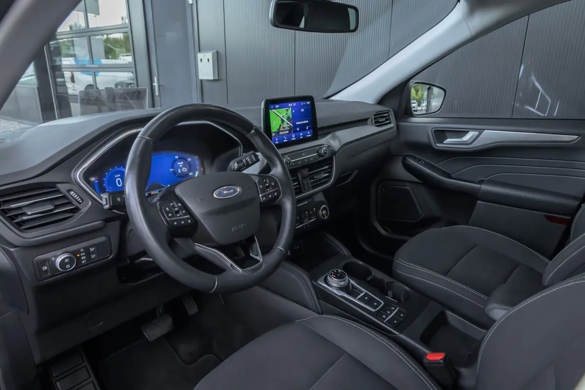 2.5 PHEV Titanium | 100% dealer o.h. | Trekhaak | Adaptieve cruise | Standkachel | Parkeercamera | Apple carplay / andriod auto