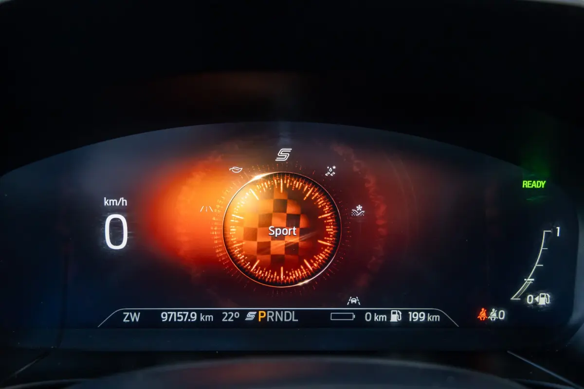 2.5 PHEV Titanium | 100% dealer o.h. | Trekhaak | Adaptieve cruise | Standkachel | Parkeercamera | Apple carplay / andriod auto