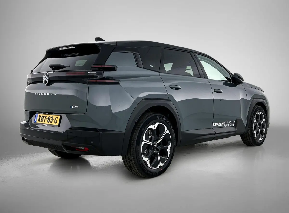 SUV Business Comfort Range 73 kWh | ACCU 99% | 519km WLTP Actieradius | Navigatie | Adaptive cruise control | 360 graden camera | Elektrische achterklep | Draadloze telefoonlader | 19" licht