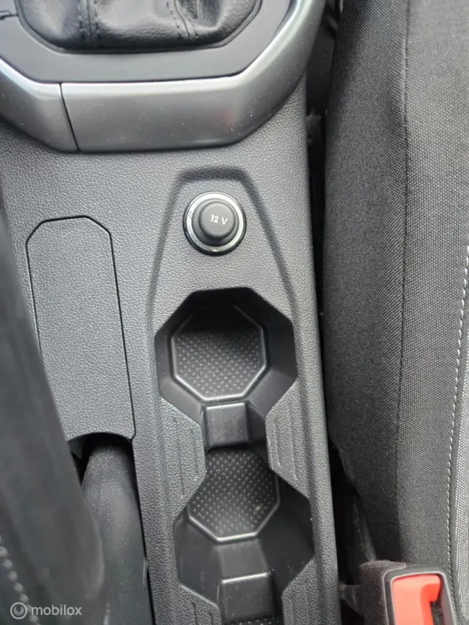 1.0 TSI Life Business IAPPLE CARI PDC I 57KM