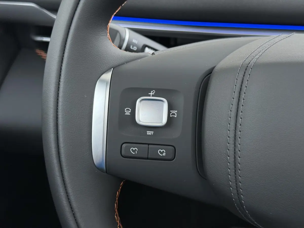 MAX 200KW | 68.8kwh | NIEUWE AUTO | PANORAMADAK | 20" LMV | 360° CAMERA | HEAD-UP DISPLAY | LEDEREN BEKLEDING | STOELVERWARMING | FULL OPTIONS | FABRIEKSGARANTIE T/M 2033 |