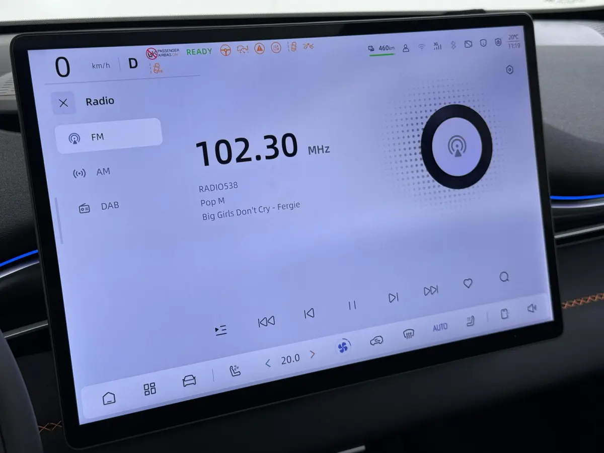 MAX 200KW | 68.8kwh | NIEUWE AUTO | PANORAMADAK | 20" LMV | 360° CAMERA | HEAD-UP DISPLAY | LEDEREN BEKLEDING | STOELVERWARMING | FULL OPTIONS | FABRIEKSGARANTIE T/M 2033 |