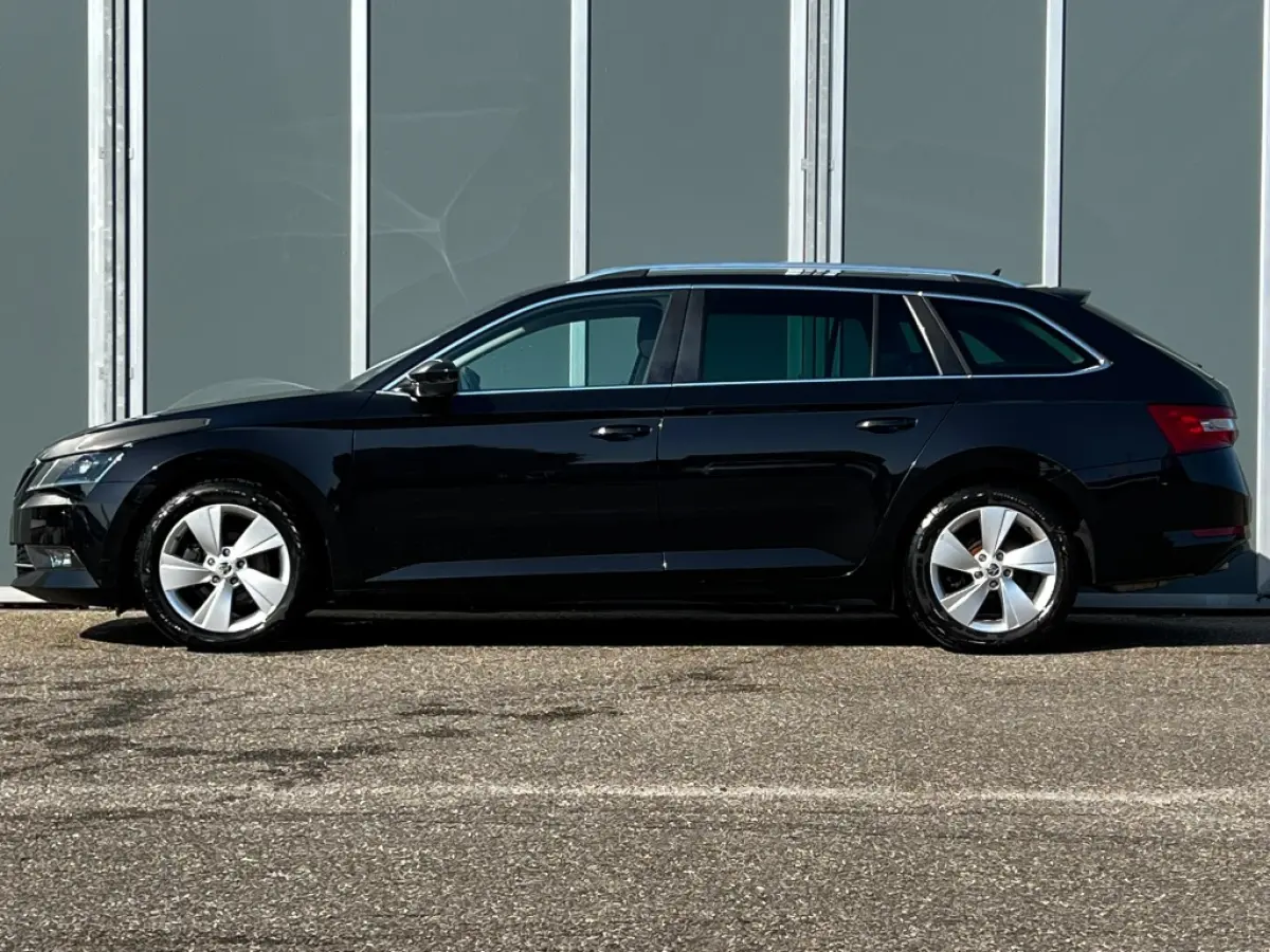 1.4 TSI Ambition Business | Pano | Carplay | Isofix | Navi | Cruise | Carplay