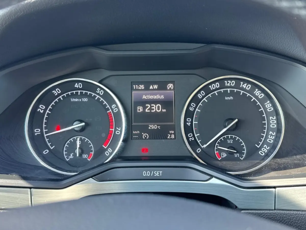 1.4 TSI Ambition Business | Pano | Carplay | Isofix | Navi | Cruise | Carplay