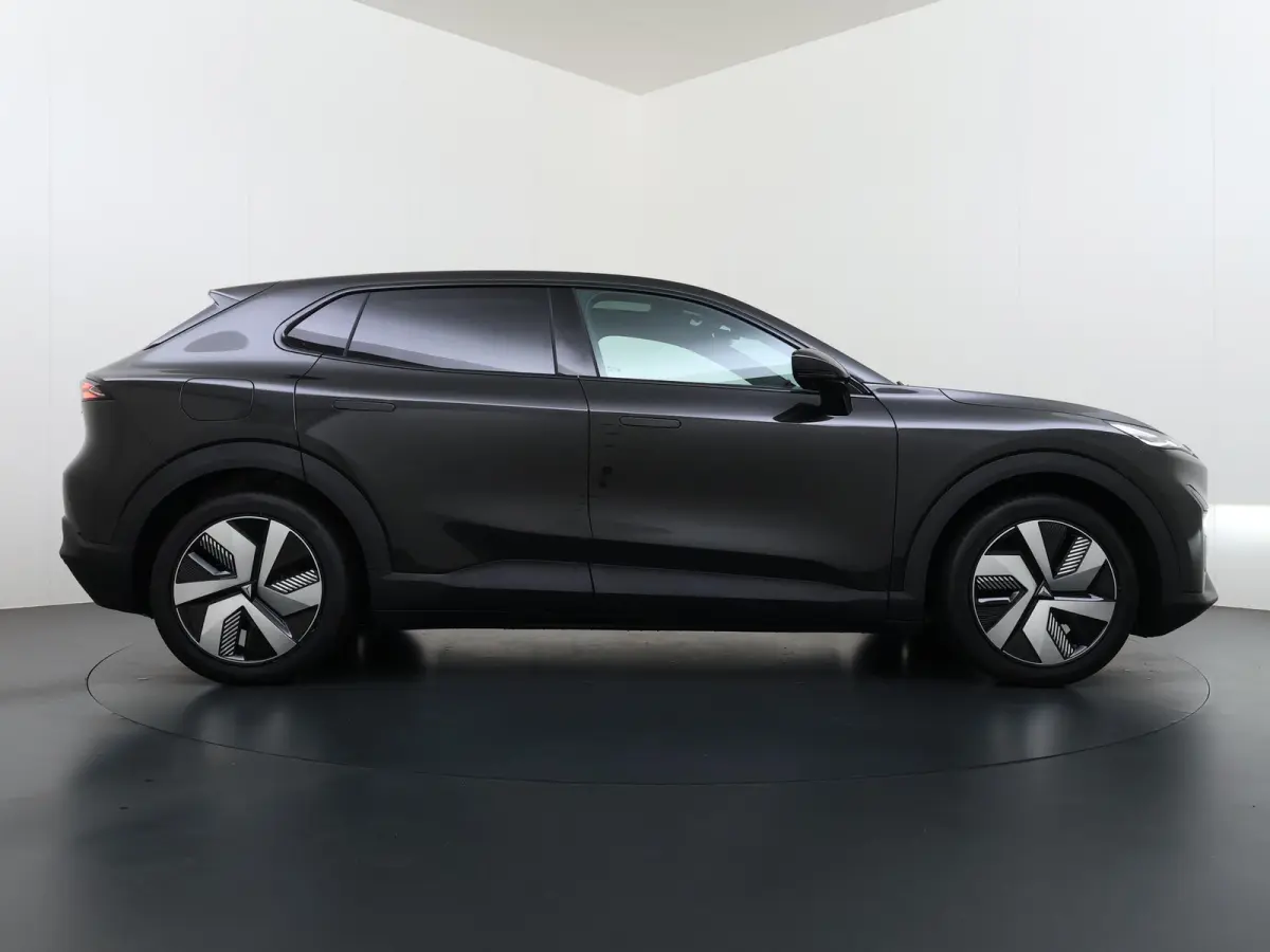 EV LHD MAX 200KW | 68.8 kwh | NIEUWE AUTO | PANORAMADAK | 20" LMV | 360° CAMERA | HEAD-UP DISPLAY | LEDEREN BEKLEDING | STOELVERWARMING | FULL OPTIONS | FABRIEKSGARANTIE T/M 2033 |
