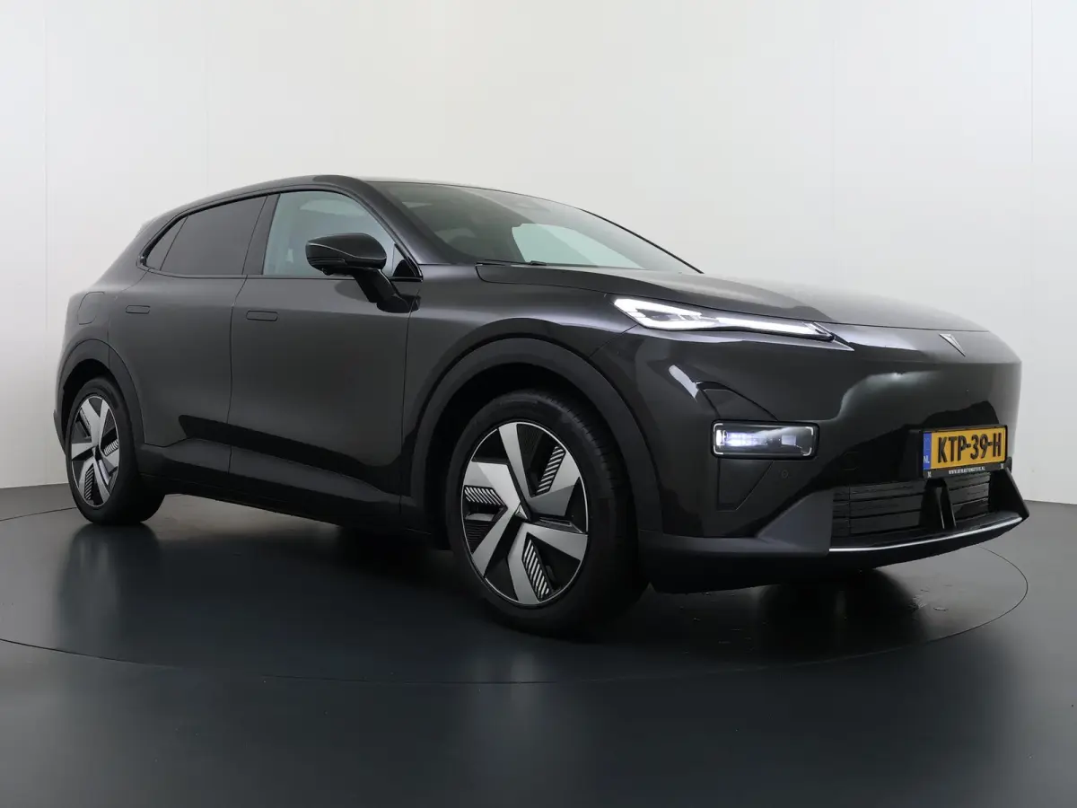 EV LHD MAX 200KW | 68.8 kwh | NIEUWE AUTO | PANORAMADAK | 20" LMV | 360° CAMERA | HEAD-UP DISPLAY | LEDEREN BEKLEDING | STOELVERWARMING | FULL OPTIONS | FABRIEKSGARANTIE T/M 2033 |