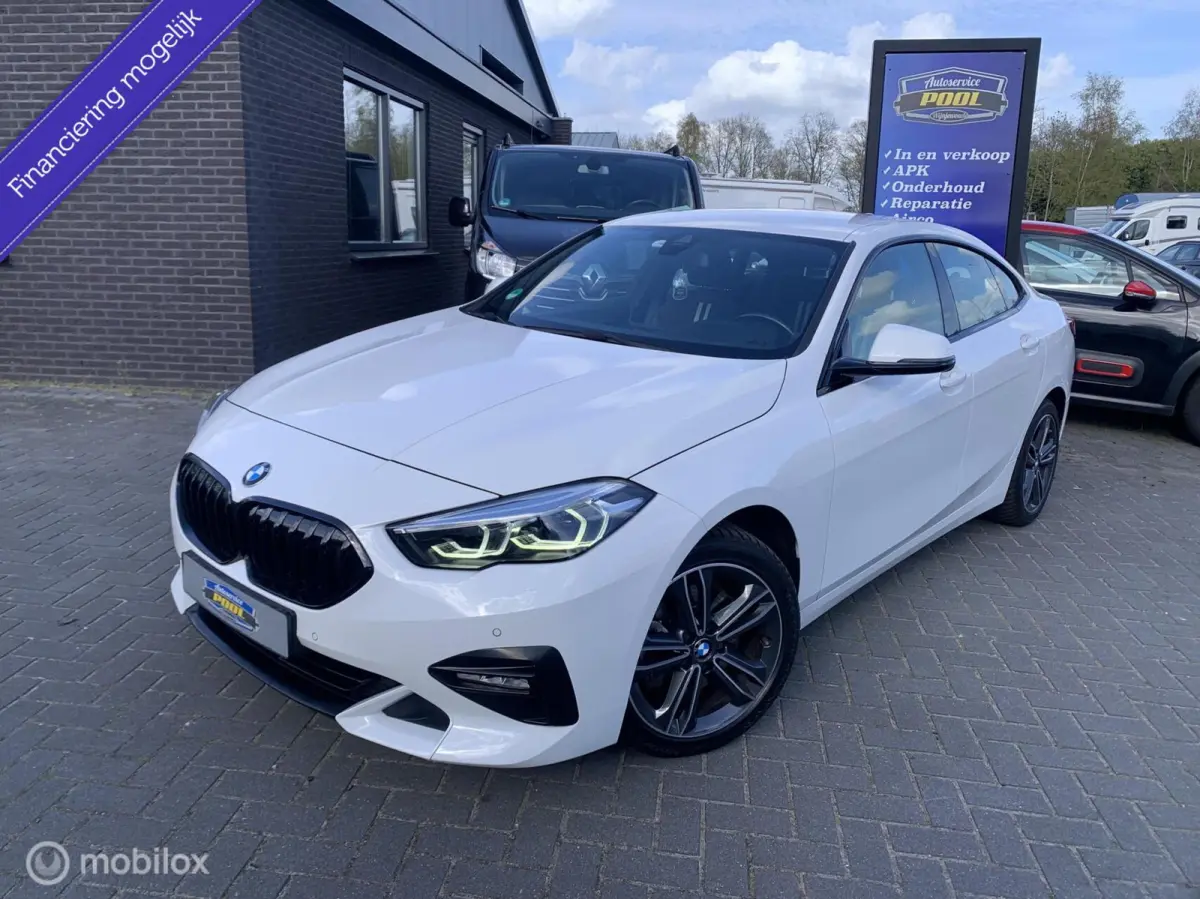 218i Executive Edition|Automaat|2021