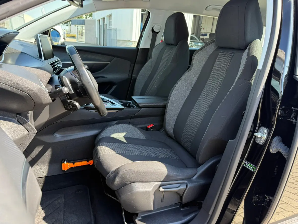 1.2 PureTech Active Cruise control | Navigatie | Parkeersensoren | Airco | Apple carplay & Android auto