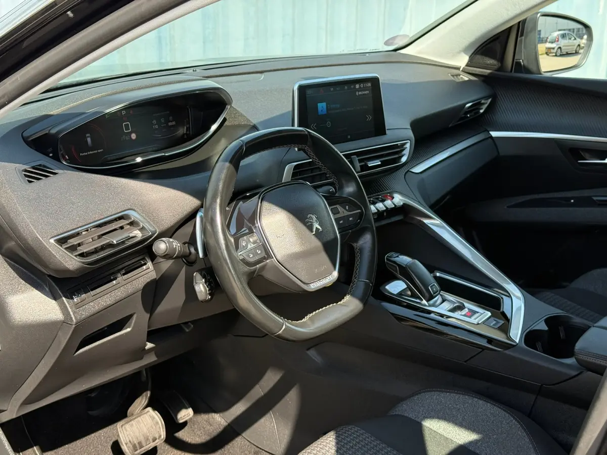 1.2 PureTech Active Cruise control | Navigatie | Parkeersensoren | Airco | Apple carplay & Android auto