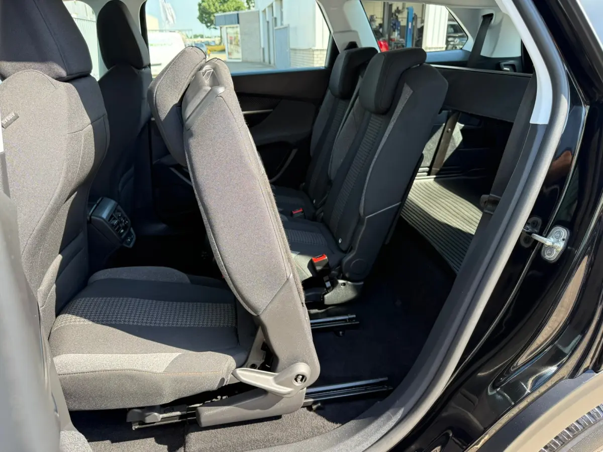1.2 PureTech Active Cruise control | Navigatie | Parkeersensoren | Airco | Apple carplay & Android auto