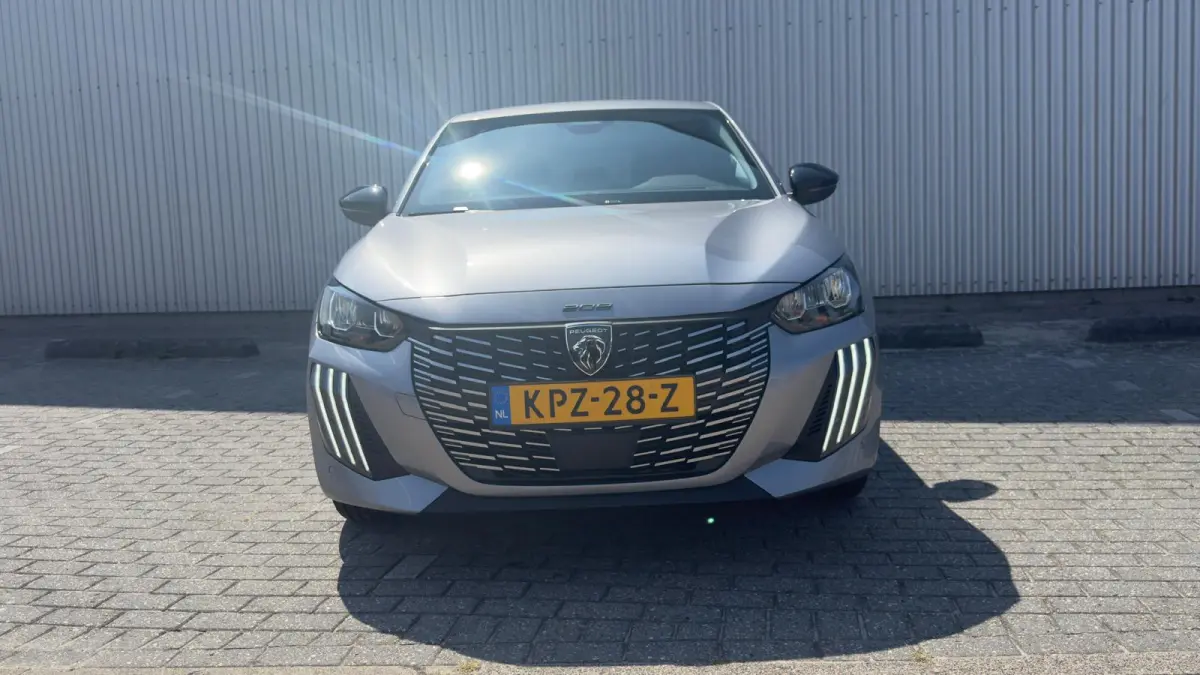 EV Business 50 kWh | Apple Carplay / Android Auto | Camera achter | Parkeer sensoren voor + achter |