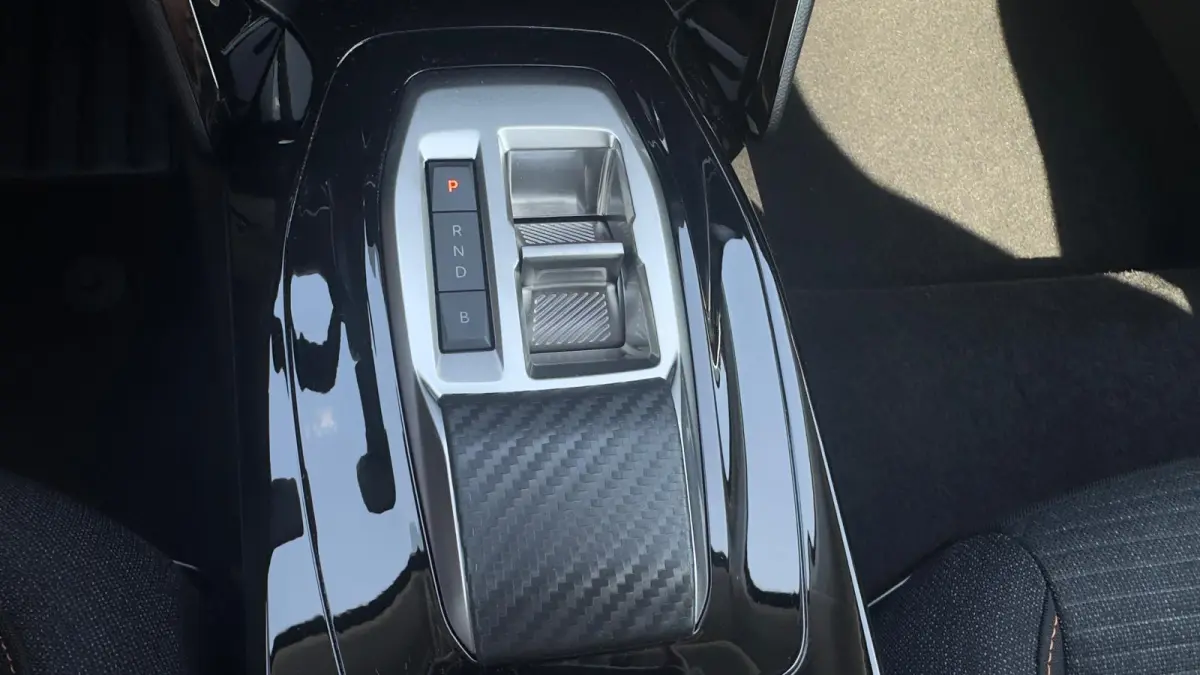 EV Business 50 kWh | Apple Carplay / Android Auto | Camera achter | Parkeer sensoren voor + achter |