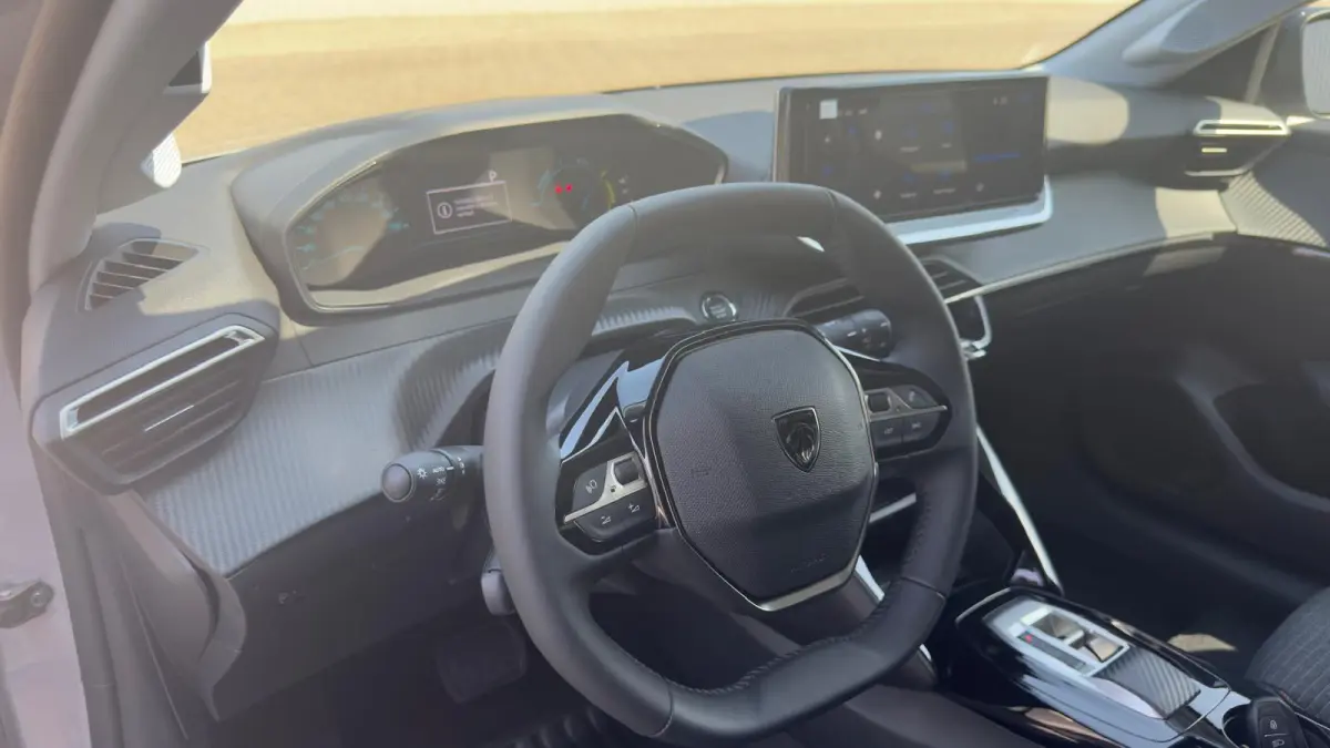 EV Business 50 kWh | Apple Carplay / Android Auto | Camera achter | Parkeer sensoren voor + achter |