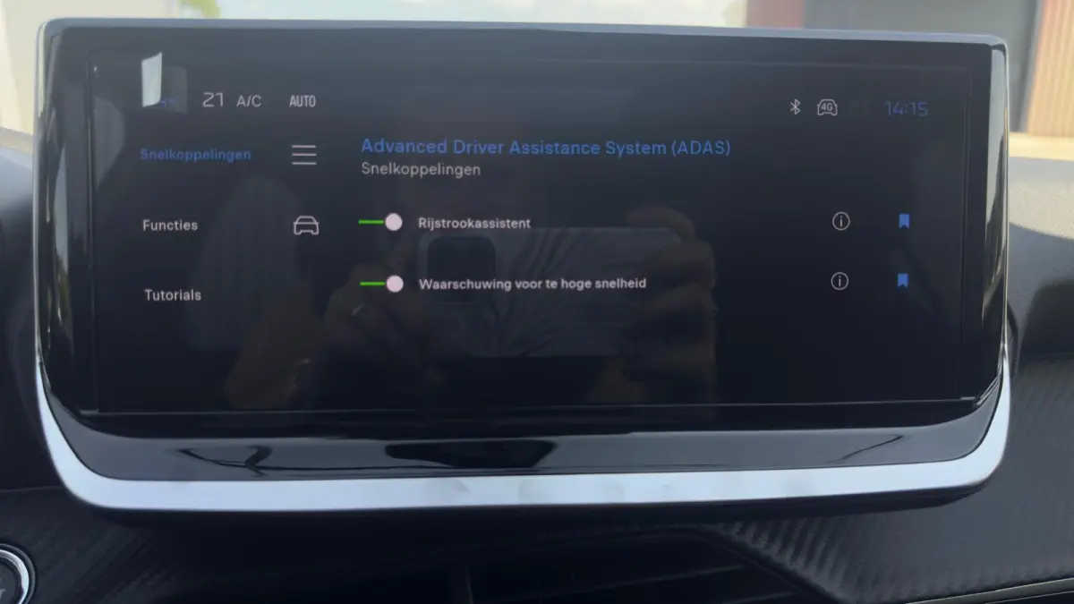 EV Business 50 kWh | Apple Carplay / Android Auto | Camera achter | Parkeer sensoren voor + achter |