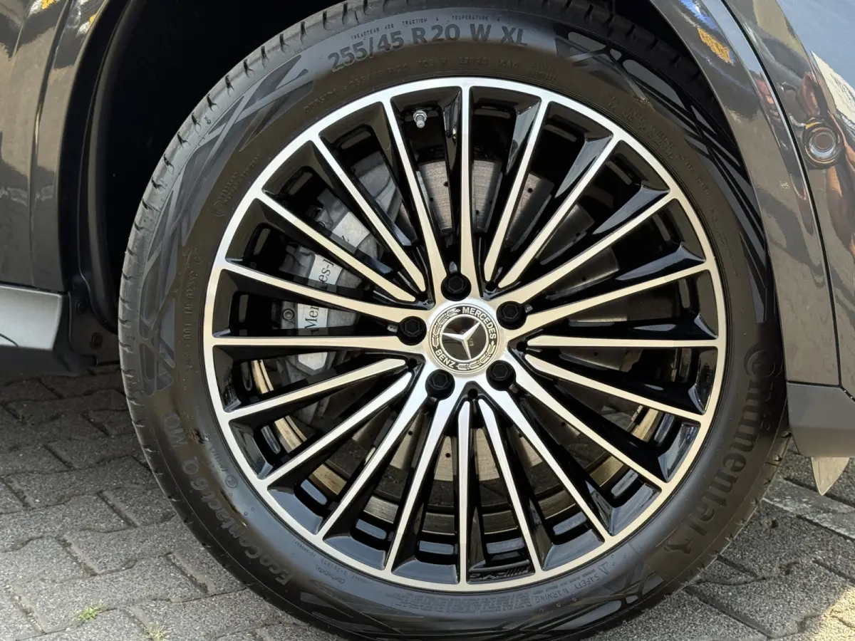 4MATIC AMG Line | Pano | Trekhaak | Distronic | Camera | 20 inch
