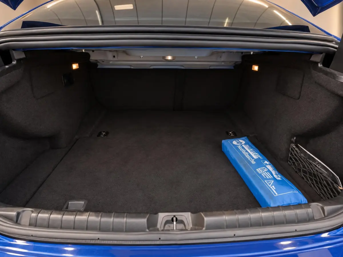 3.0 S Q4 410PK | Shuifdak | Vol Leder | Alcantara