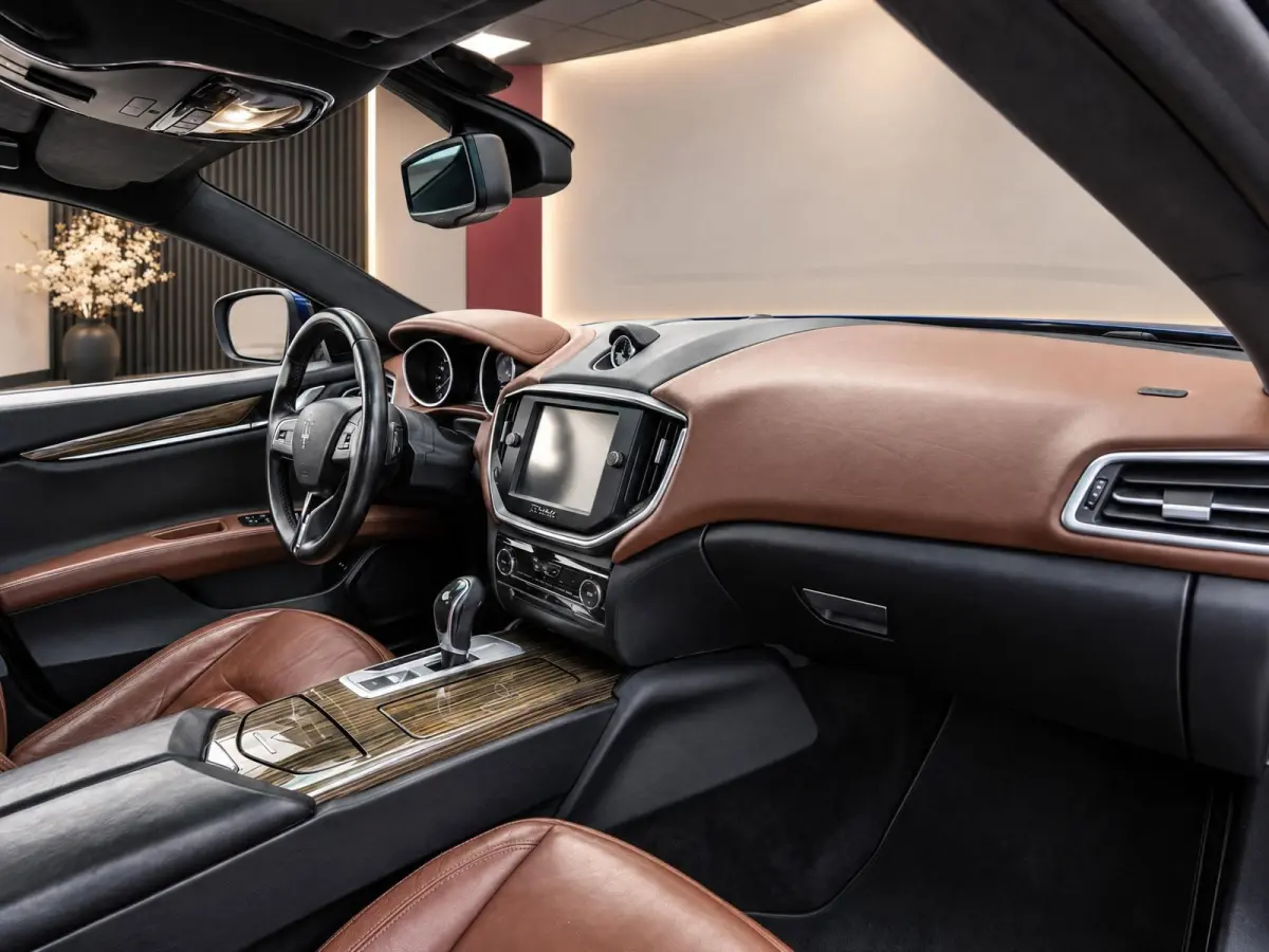 3.0 S Q4 410PK | Shuifdak | Vol Leder | Alcantara