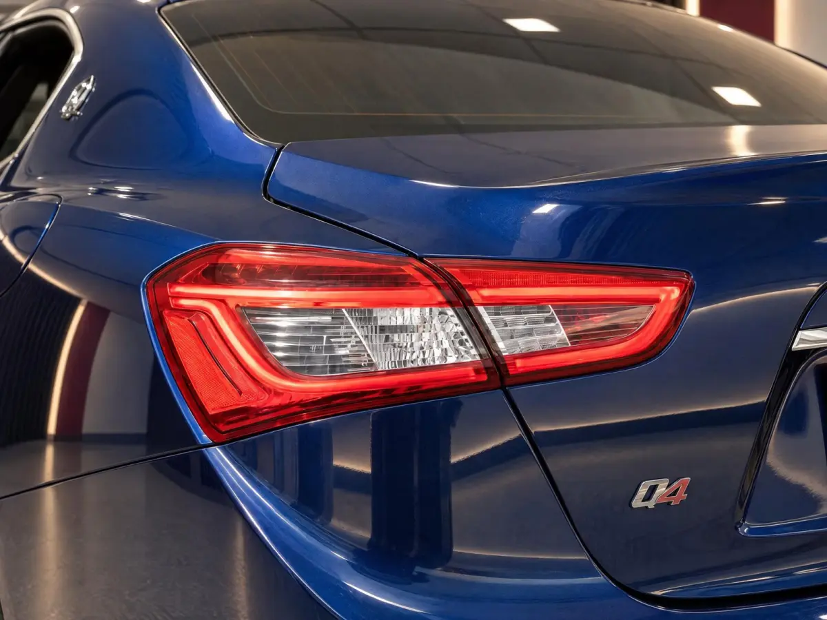3.0 S Q4 410PK | Shuifdak | Vol Leder | Alcantara