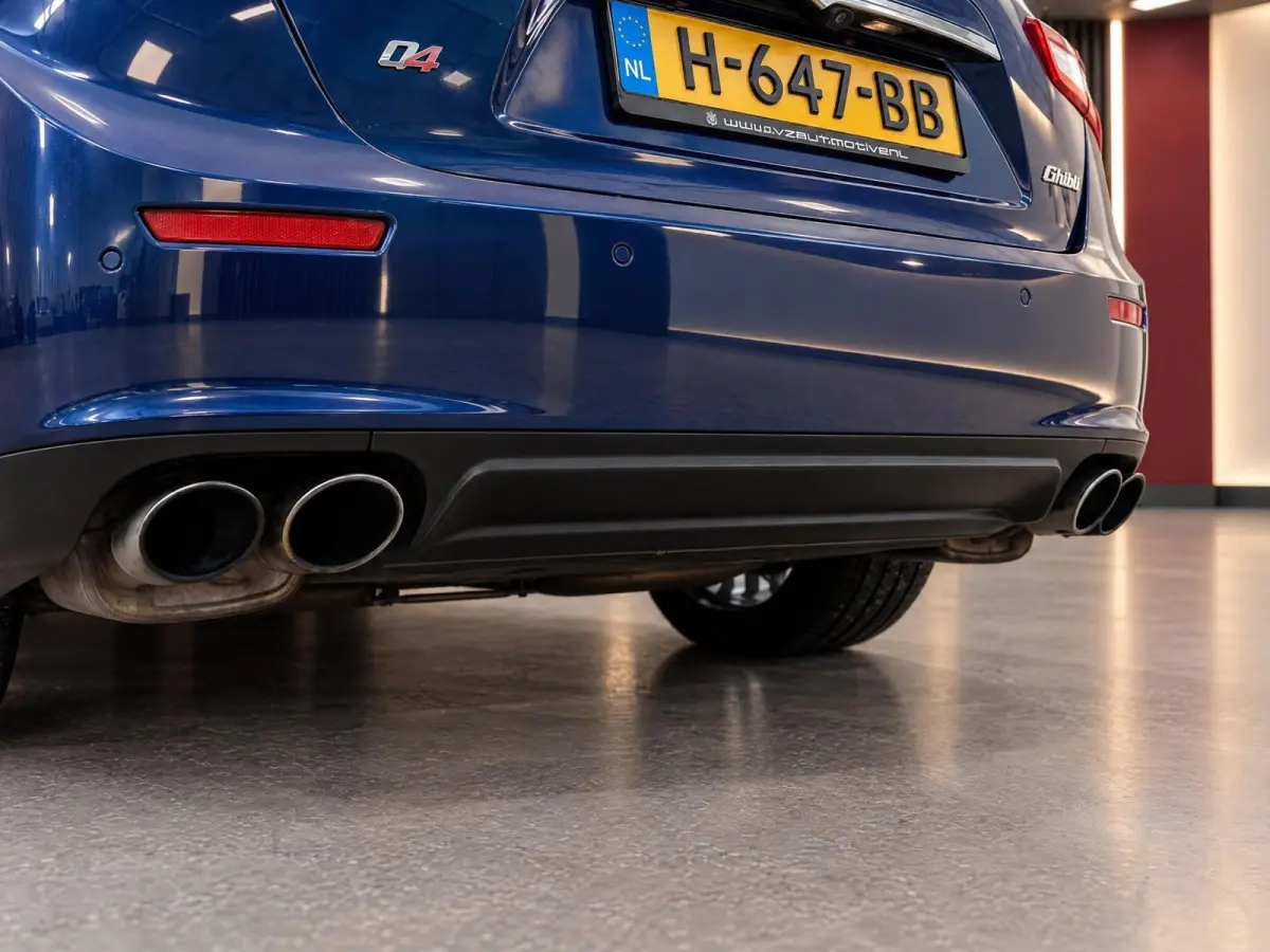 3.0 S Q4 410PK | Shuifdak | Vol Leder | Alcantara