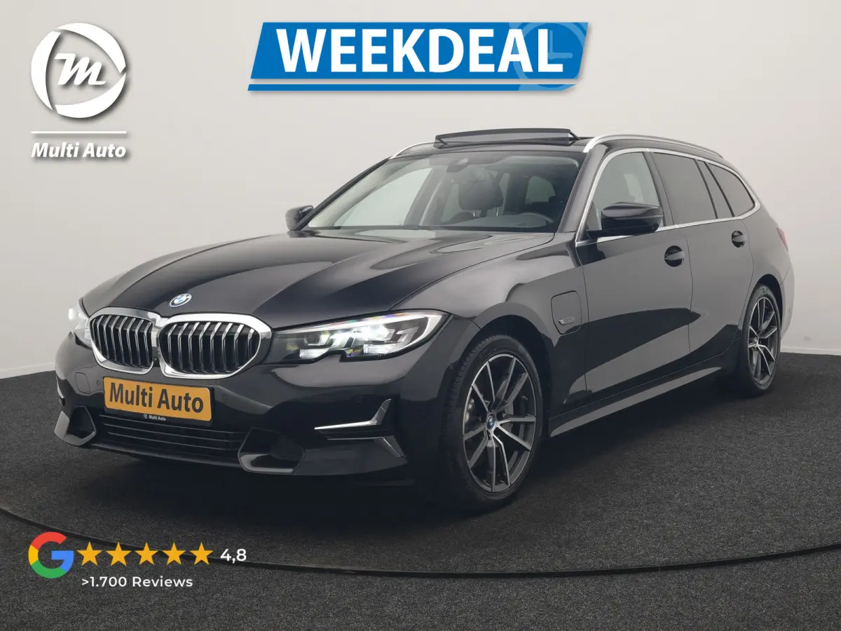 330e Luxury Line PHEV 293pk Dealer O.H. | Trekhaak Af Fabriek | Panodak | 360 Camera | Lederen Sportstoelen Memory & Verwarmd | Keyless | Blis | Sfeerverlichting | Apple Carplay | Navigatie 