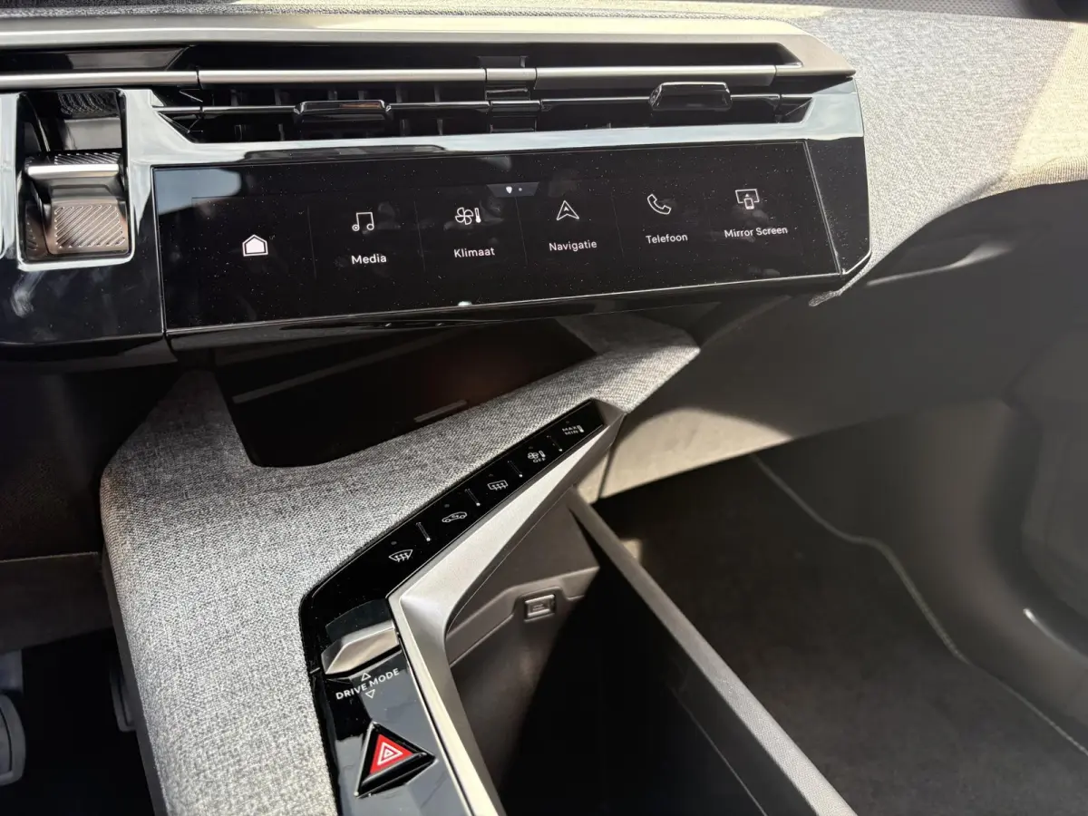 1.2 Hybrid 145 Allure | Stoelverwarming | Camera | Adaptieve Cruise Control | Apple Carplay/Android Auto