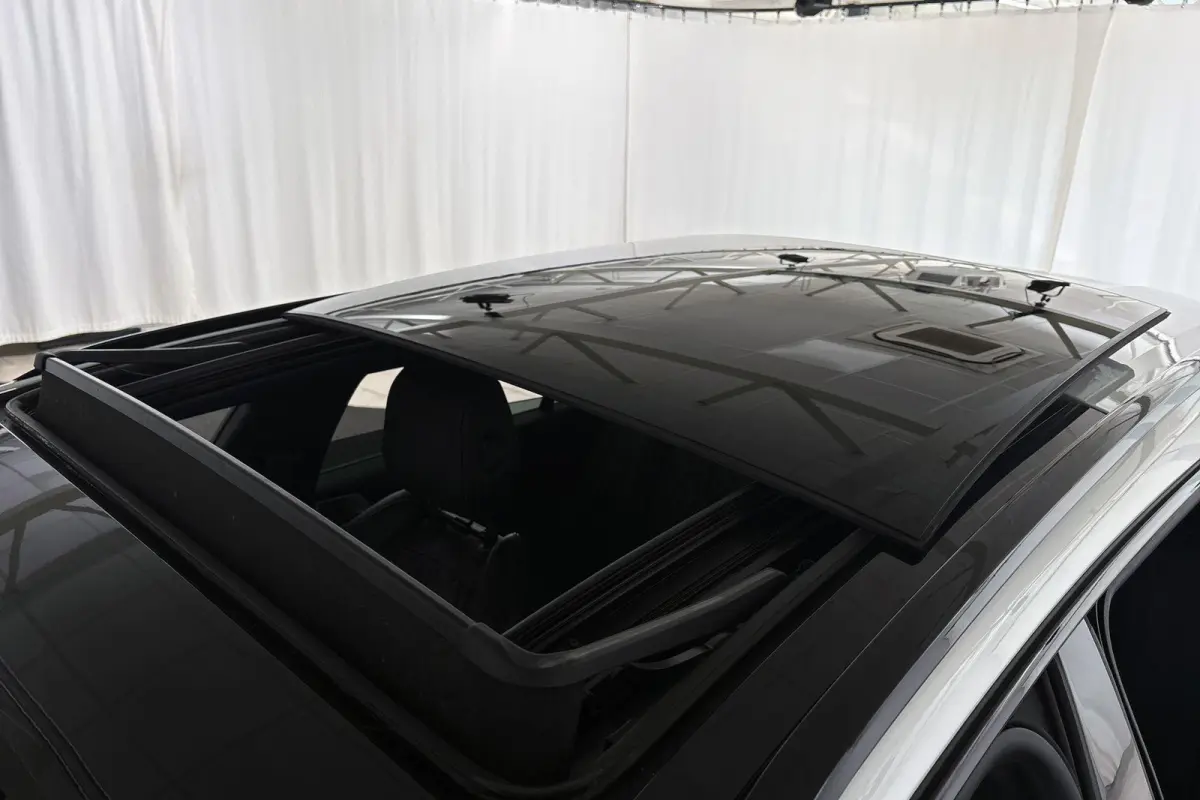 1.6 HYbrid GT Line SOH 91.5% Panoramadak Nappa Leder Stoelverwarming FOCAL