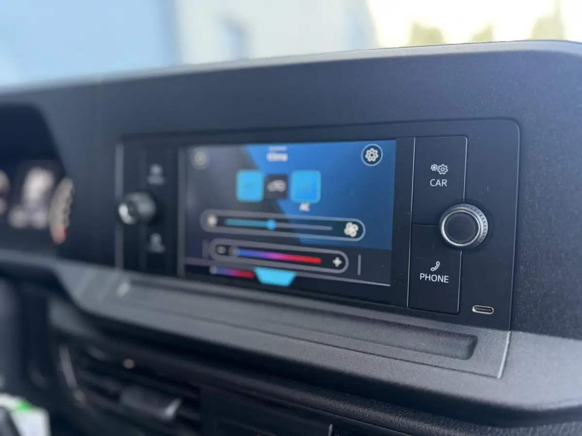 2.0 TDI Economy Business AIRCO / CRUISE CONTROLE / N.A.P / TREKHAAK / EURO 6