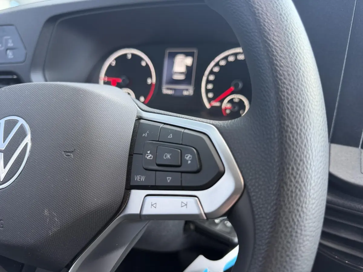2.0 TDI Economy Business AIRCO / CRUISE CONTROLE / N.A.P / TREKHAAK / EURO 6