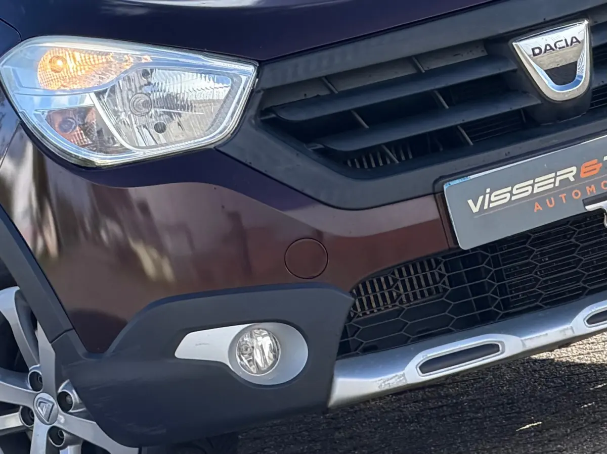 Dacia Lodgy 2016 Benzine Onbekend leasen