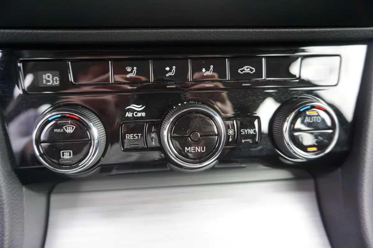 1.5 TSI 150pk DSG Business Edition | Trekhaak | Navigatie
