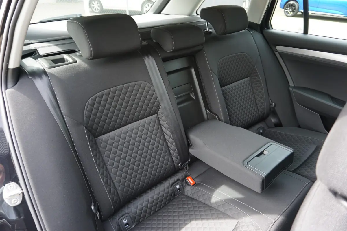1.5 TSI 150pk DSG Business Edition | Trekhaak | Navigatie