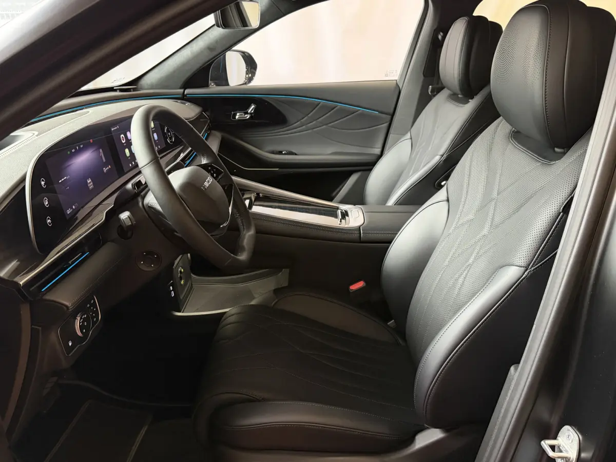 OMODA 9 PREMIUM AWD | MAT ZWART| 145 KM EV | 538 PK 4WD 4X4
