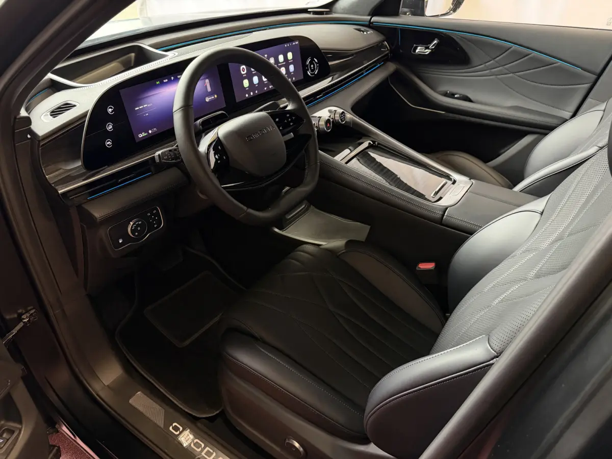 OMODA 9 PREMIUM AWD | NIEUW | 145 KM EV | 538 PK 4WD 4X4